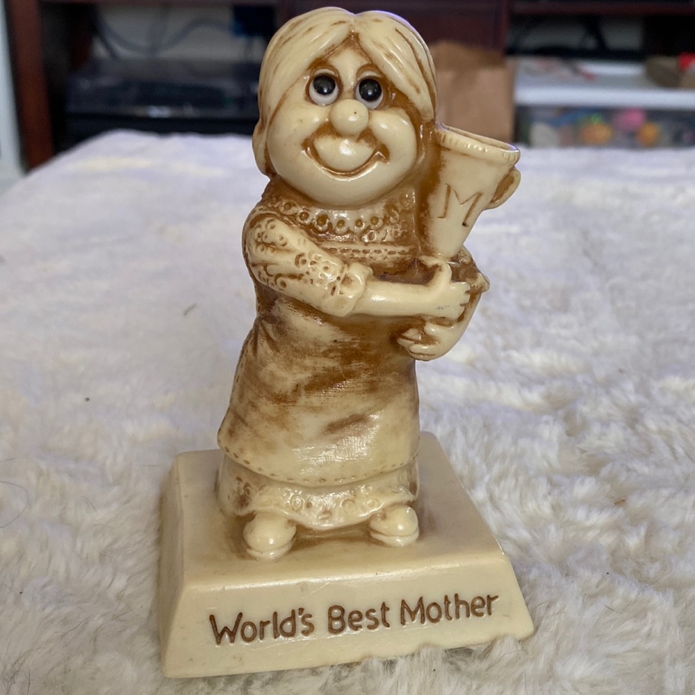 World’s Best Mother Mother’s Day gift vintage 1976 Russ Berrie